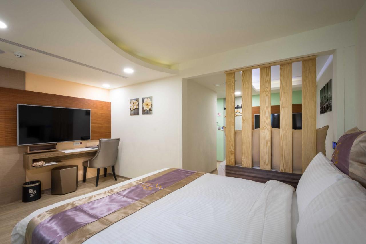 Sun Hotel Kaohsiung Esterno foto