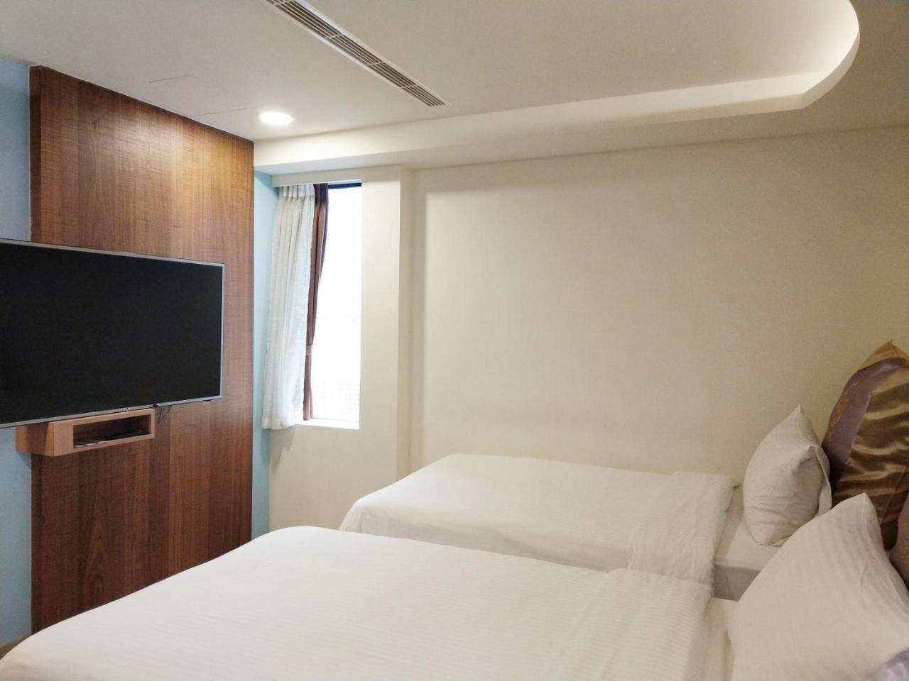 Sun Hotel Kaohsiung Esterno foto